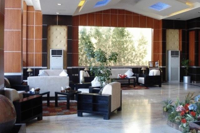 ריאד Almakan Hotel 105 מראה חיצוני תמונה